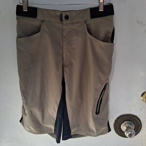 ZOIC Ether Cycling Shorts Mens Medium Tan Biking Hiking Outdoor Adjustable Cargo